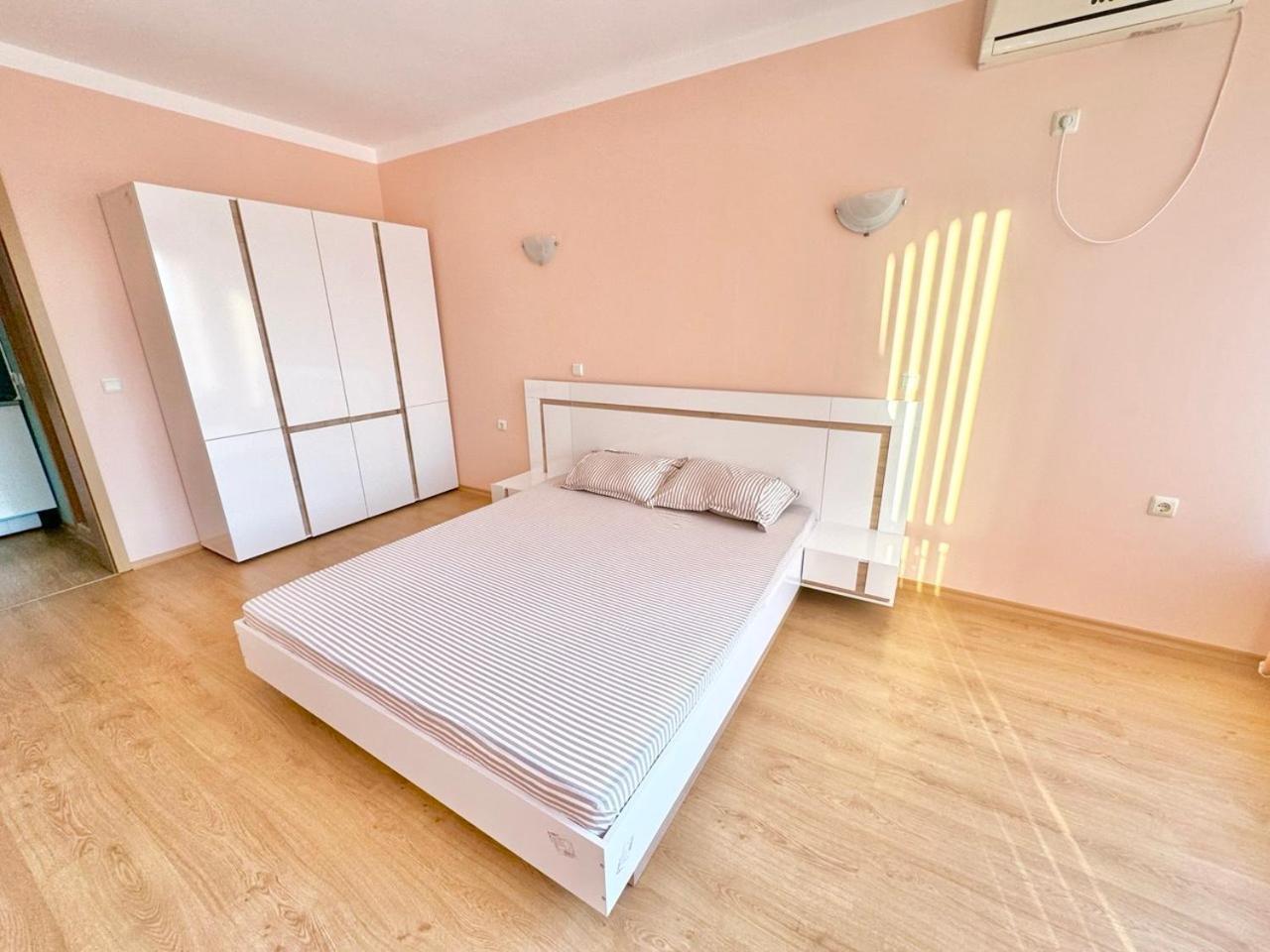 Dkapartments Diamond Bay Апартамент Слънчев бряг